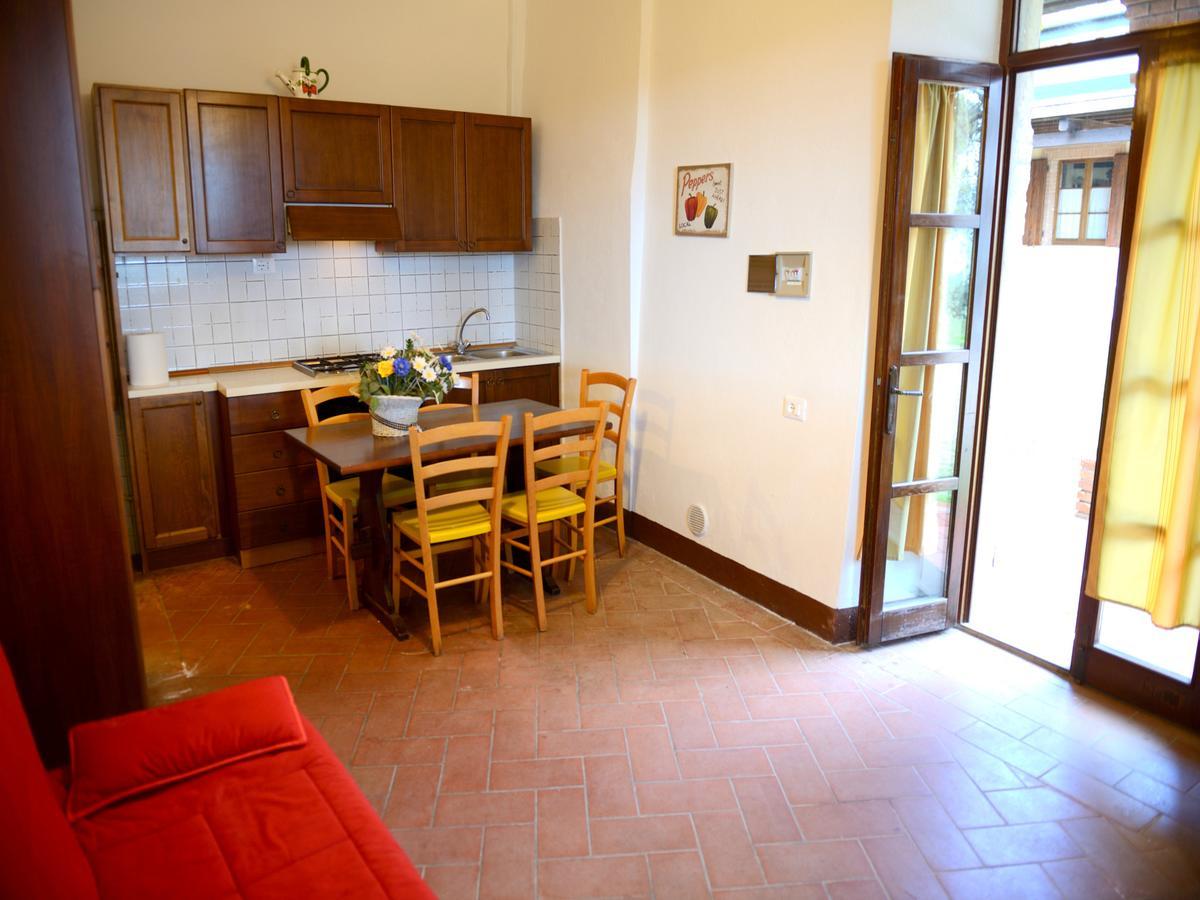 San Francesco Aparthotel Pomarance Exterior foto