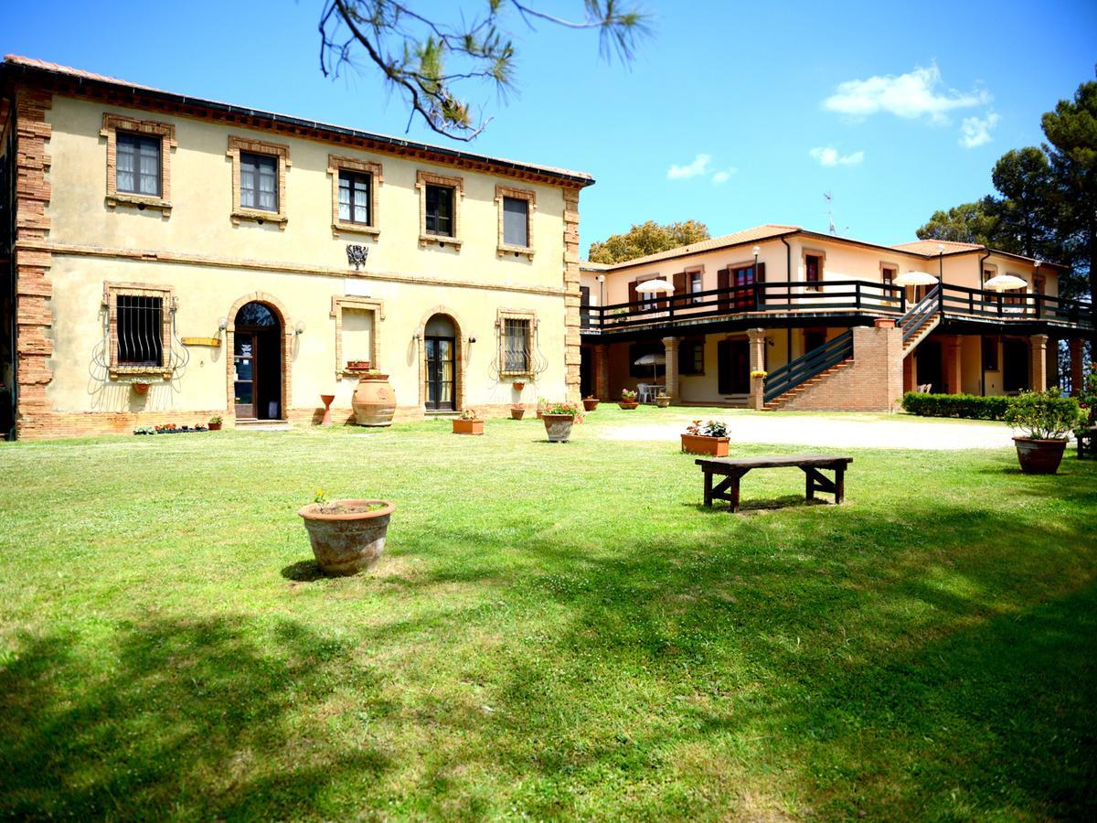 San Francesco Aparthotel Pomarance Exterior foto
