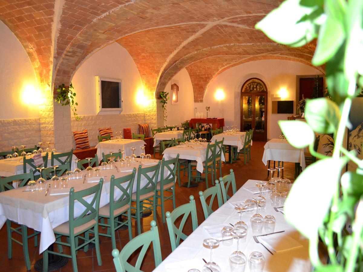 San Francesco Aparthotel Pomarance Exterior foto
